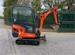 2012 KUBOTA KX016-4 1.6T FULL CAB MINI EXCAVATOR >>--NO VAT ON HAMMER--<<