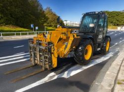 2021 JCB 533-105 10.5M TELEHANDLER