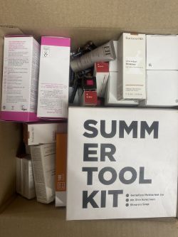 MIXED BOX OF BRANDED COSMETICS, MAKE UP & BEAUTY ITEMS (BOX 23)