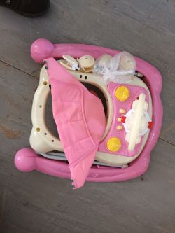 4 X PIECES OF BRAND NEW PINK BABY WALKERS
