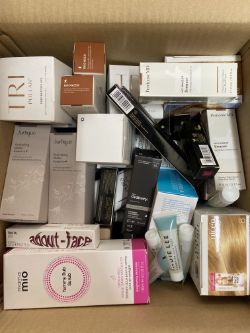 MIXED BOX OF BRANDED COSMETICS, MAKE UP & BEAUTY ITEMS (BOX 8)