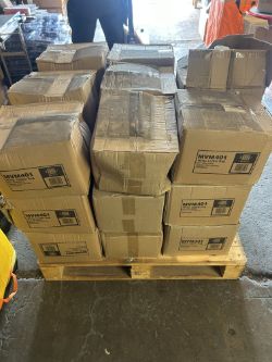 1 PALLET OF 32X 2000 WHITE PLASTIC LOCKER BAGS
