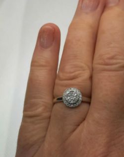 DIAMOND ENGAGEMENT RING/ HALO SET 0.40CT 9CT WHITE GOLD SIZE N 1/2