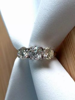 1.89CT 3 STONE DIAMOND RING/SIZE J/18CT WHITE GOLD