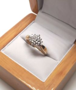 0.45CT DIAMOND CLUSTER RING 9CT YELLOW GOLD.SIZE0