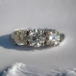 1.89CT 3 STONE DIAMOND RING/SIZE J/18CT WHITE GOLD