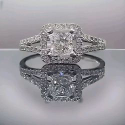 1.05CT PRINCESS CUT DIAMOND HALO ENGAGEMENT RING/18CT WHITE GOLD +GIFT BOX + VALUATION CERT OF £5500