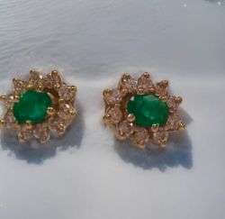 EMERALD & DIAMOND EARRINGS 18CT YELLOW GOLD SCREW BACKS+GIFT BOX AND VALUATION CERTIFICATE £2199
