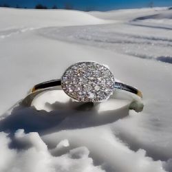 0.45CT DIAMOND OVAL CLUSTER/DRESS RING/14CT WHITE GOLD+GIFT BOX WITH VALUATION CERTIFICATE OF £1195