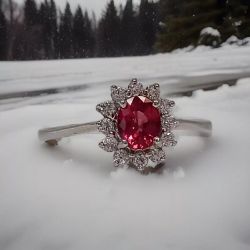 9CT WHITE GOLD DIAMOND & OVAL TOURMALINE CLUSTER RING SIZE M