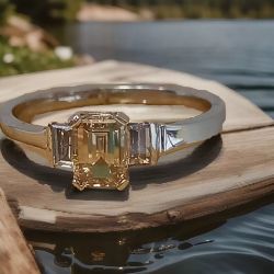 PRINCESS CUT 0.80CT DIAMOND RING/COGNAC COLOUR/18CT WHITE GOLD + GIFT BOX + VALUATION CERT OF £3995