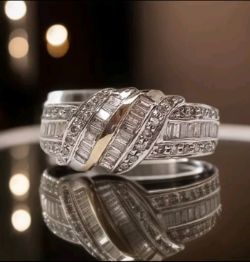 0.50CT DIAMOND CLUSTER RING 18CT YELLOW GOLD. SIZE L