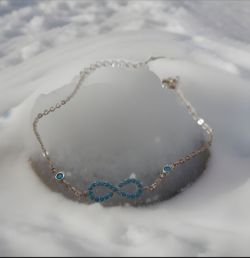DELICATE SILVER & TURQUOISE INFINITY BRACELET
