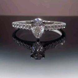 0.72CT TOTAL, PEAR SHAPED DIAMOND ENGAGEMENT RING/ DIAMOND SHOULDERS WHITE GOLD+AGI-BOX