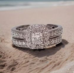 1.25 CT SET ASSCHER CUT & ROUND DIAMOND ENGAGEMENT RING WEDDING BAND+VALUATION CERTIFICATE £5850