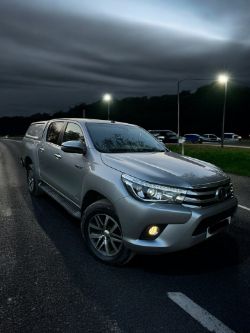 TOYOTA HILUX 2.4 INVINCIBLE D-4D 4WD DCB A (2019) **(ONLY 80K MILEAGE)**