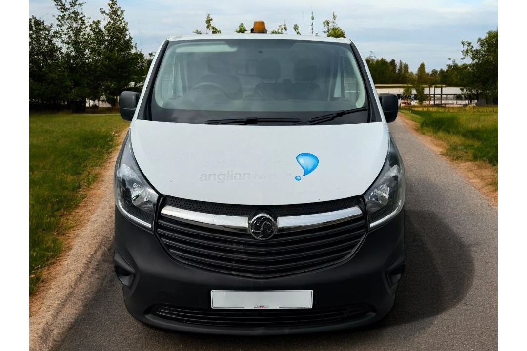 2015 VAUXHALL VIVARO SWB PANEL VAN - Image 5 of 13