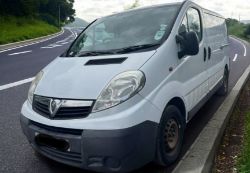 VAUXHALL VIVARO 2.0 CDTI 2900 L1H1 SWB PANEL VAN - 2011 (11 REG)
