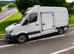 2017 MERCEDES-BENZ SPRINTER 314 CDI BLUETEC MWB FRIDGE FREEZER – EURO 6