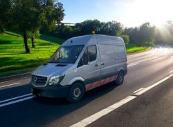 2014 MERCEDES-BENZ SPRINTER 313 CDI WINTON COMPRESSOR GENERATOR WORKSHOP VAN