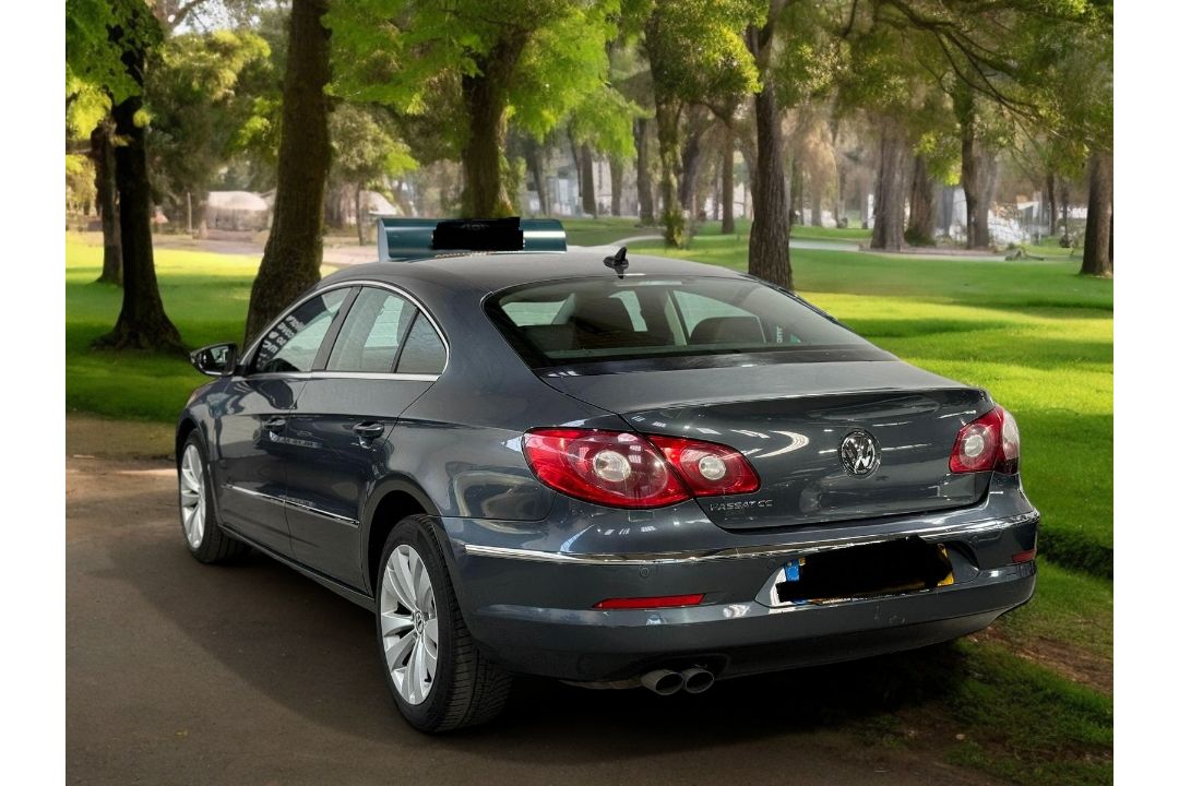 VOLKSWAGEN PASSAT 2.0 TDI DSG (2010) - DIESEL SEMI-AUTOMATIC - FORECOURT £4,905 >NO VAT ON HAMMER-< - Image 5 of 12