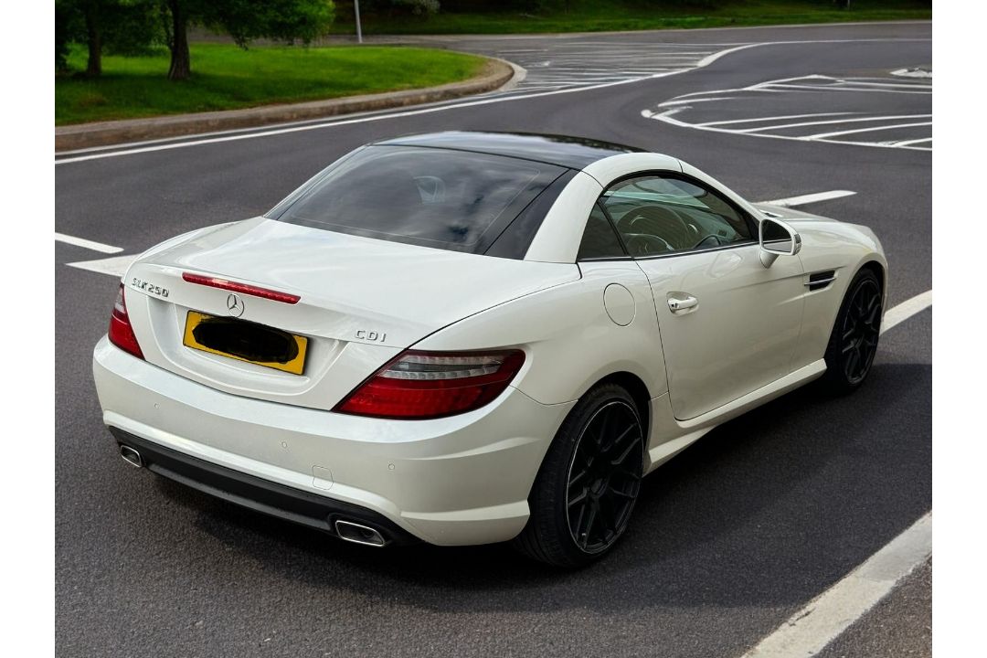 MERCEDES-BENZ SLK250 AMG SPORT CDI 2013 – CONVERTIBLE >>--NO VAT ON HAMMER--<< - Image 11 of 26