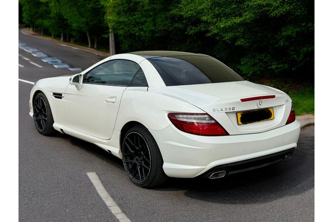 MERCEDES-BENZ SLK250 AMG SPORT CDI 2013 – CONVERTIBLE >>--NO VAT ON HAMMER--<< - Image 13 of 26