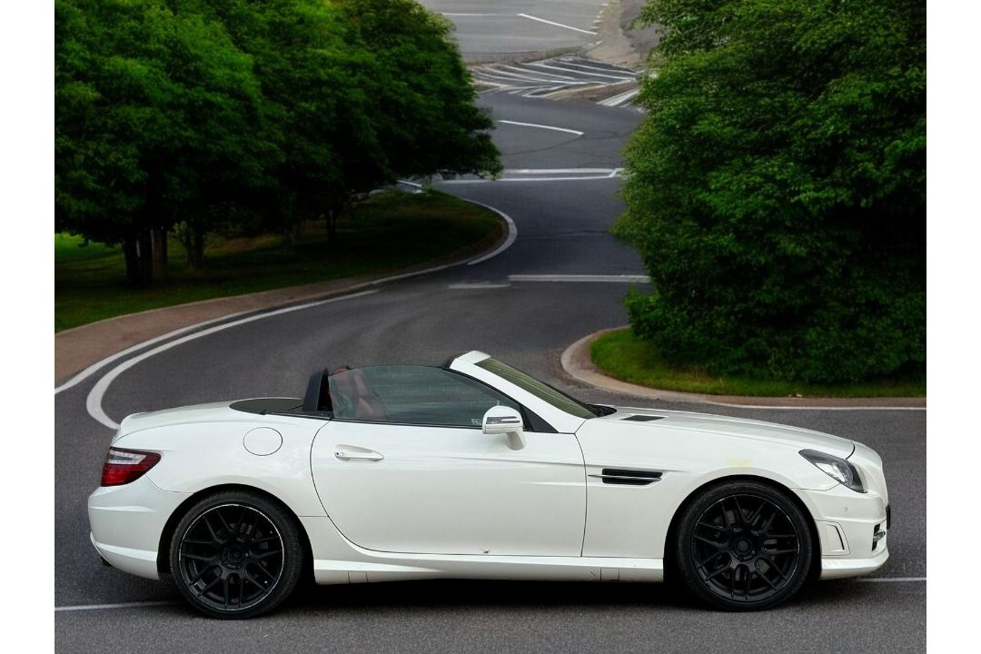 MERCEDES-BENZ SLK250 AMG SPORT CDI 2013 – CONVERTIBLE >>--NO VAT ON HAMMER--<< - Image 6 of 26