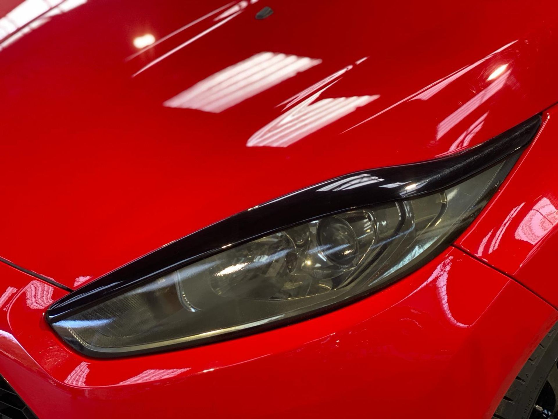 2016 FORD FIESTA 1.0T ECOBOOST ZETEC S RED EDITION >>--NO VAT ON HAMMER--<< - Image 21 of 25