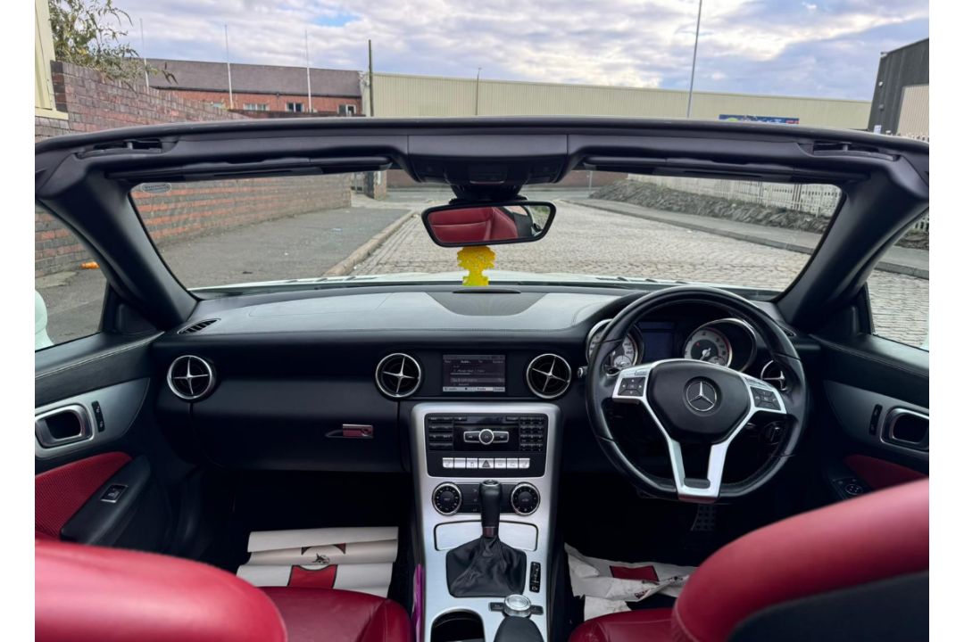 MERCEDES-BENZ SLK250 AMG SPORT CDI 2013 – CONVERTIBLE >>--NO VAT ON HAMMER--<< - Image 17 of 26