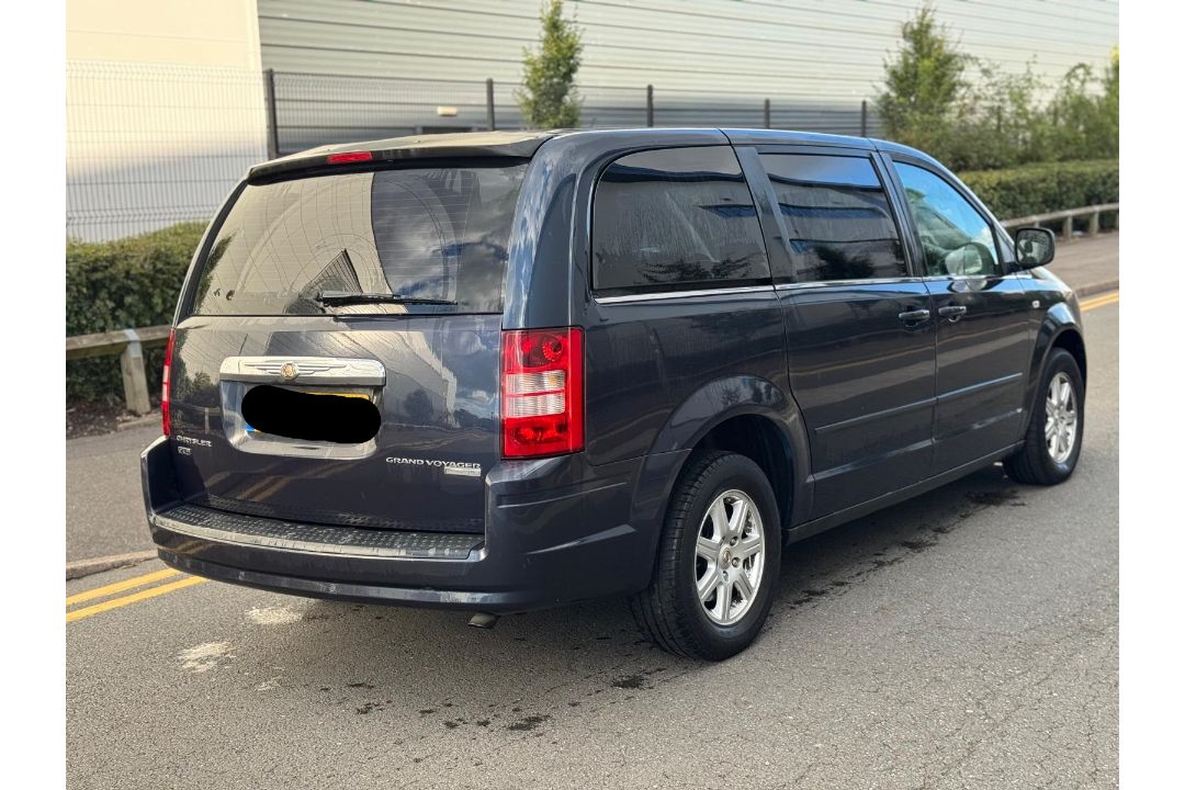 2009 CHRYSLER GRAND VOYAGER 7-SEATER >>--NO VAT ON HAMMER--<< - Image 13 of 14