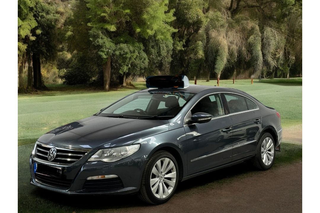VOLKSWAGEN PASSAT 2.0 TDI DSG (2010) - DIESEL SEMI-AUTOMATIC - FORECOURT £4,905 >NO VAT ON HAMMER-< - Image 1 of 12