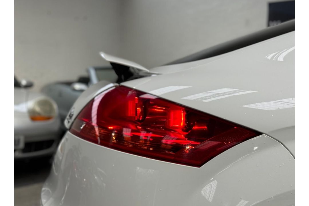 AUDI TT QUATTRO TDI 2009 COUPE >>--NO VAT ON HAMMER--<< - Image 14 of 26