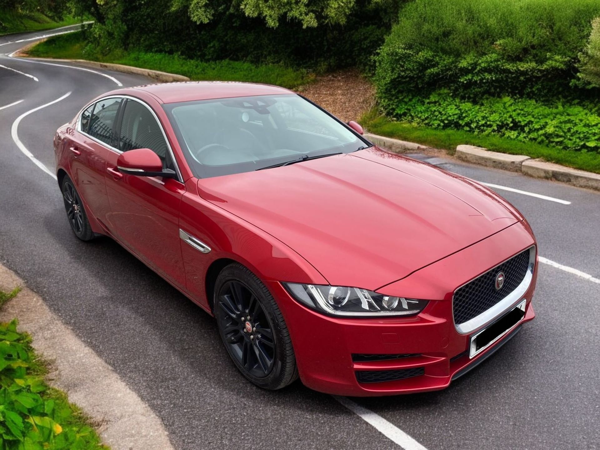 JAGUAR XE PORTFOLIO D 2016 (65) >>--NO VAT ON HAMMER--<< - Image 4 of 18