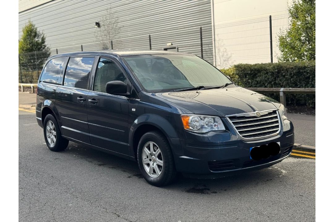 2009 CHRYSLER GRAND VOYAGER 7-SEATER >>--NO VAT ON HAMMER--<< - Image 5 of 14