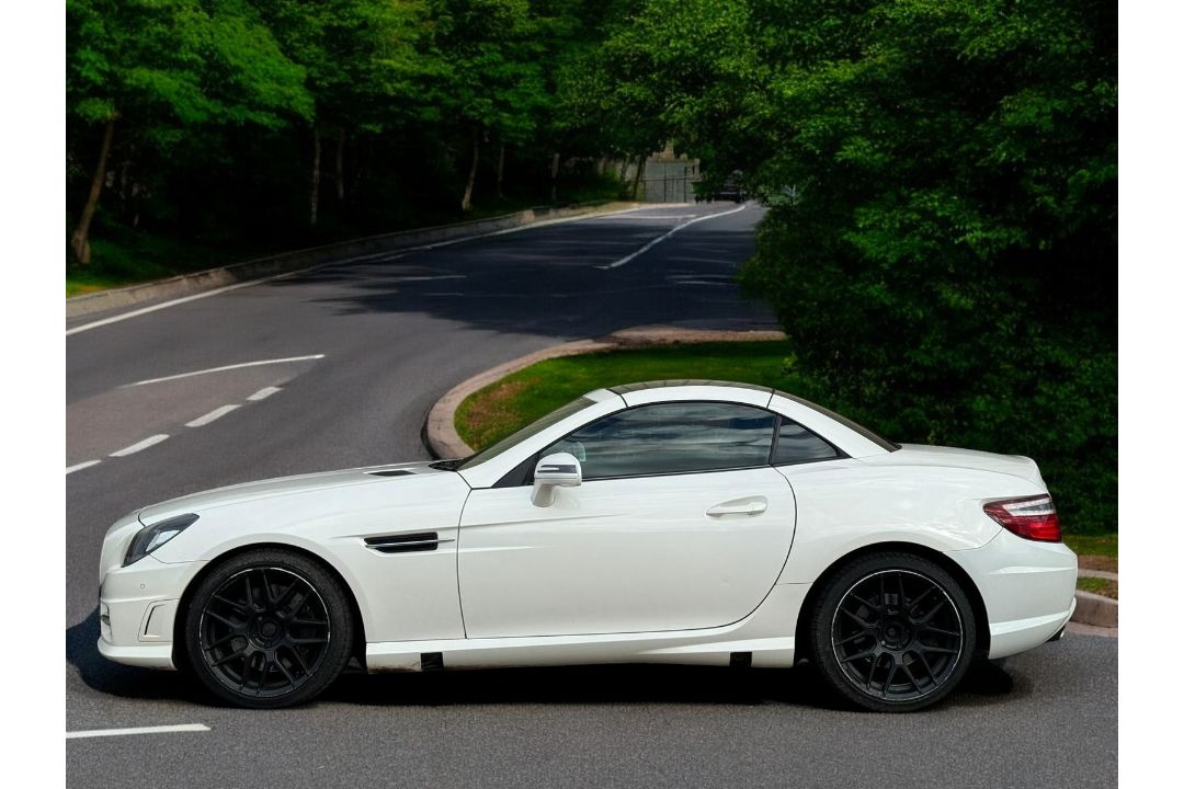 MERCEDES-BENZ SLK250 AMG SPORT CDI 2013 – CONVERTIBLE >>--NO VAT ON HAMMER--<< - Image 9 of 26