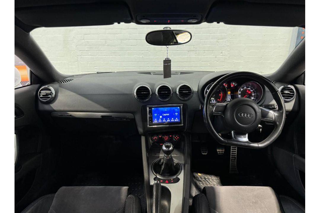 AUDI TT QUATTRO TDI 2009 COUPE >>--NO VAT ON HAMMER--<< - Image 10 of 26