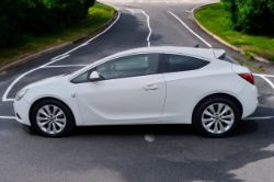 VAUXHALL ASTRA GTC SRI 2.0 CDTI S/S (2011) >>--NO VAT ON HAMMER--<<