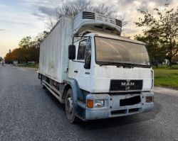 MAN 18.224 FRIDGE TRUCK WAGON (2000)