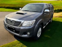 2014 TOYOTA HILUX INVINCIBLE D-4D 4X4 DCB AUTOMATIC PICKUP >>--NO VAT ON HAMMER--<<