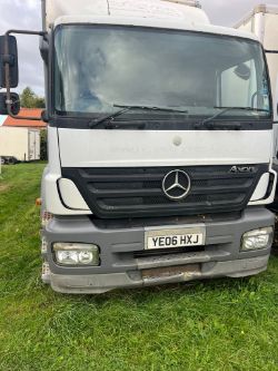 MERCEDES-BENZ AXOR 1824 CURTAIN SLIDER (2006) - READY TO GO!