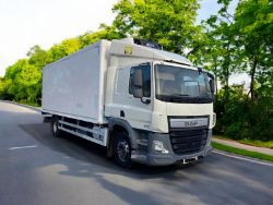 2015 DAF CF220 4X2 SLEEP CAB 18-TON CARRIER FRIDGE/FREEZER TRUCK >>--NO VAT ON HAMMER--<<