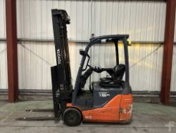 TOYOTA 8FBET15 ELECTRIC 3-WHEEL FORKLIFT **(INCLUDES CHARGER)**