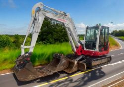 2022 TAKEUCHI TB370 6.7 TONNE EXCAVATOR