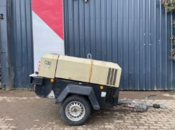 DOOSAN 7/41 ROAD TOWABLE COMPRESSOR (2013)