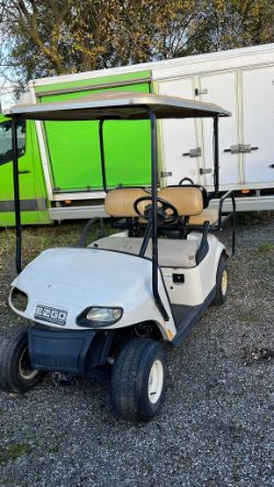 PETROL GOLF BUGGY (REG: GB1126)