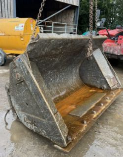JCB TELEHANDLER BUCKET