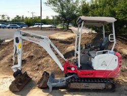 2018 TAKEUCHI TB216 1.6 TONNE EXCAVATOR HOURS: 3,203