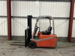 **(INCLUDES CHARGER)** 2006 BT C3E150 ELECTRIC 3-WHEEL FORKLIFT