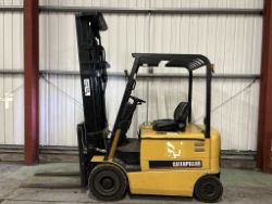 CAT LIFT TRUCKS EP20K-PAC ELECTRIC 4-WHEEL FORKLIFT **(INCLUDES CHARGER)**